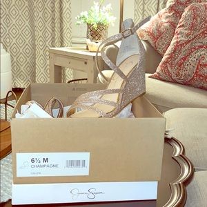 Jessica Simpson, champagne wedges, so 6.5